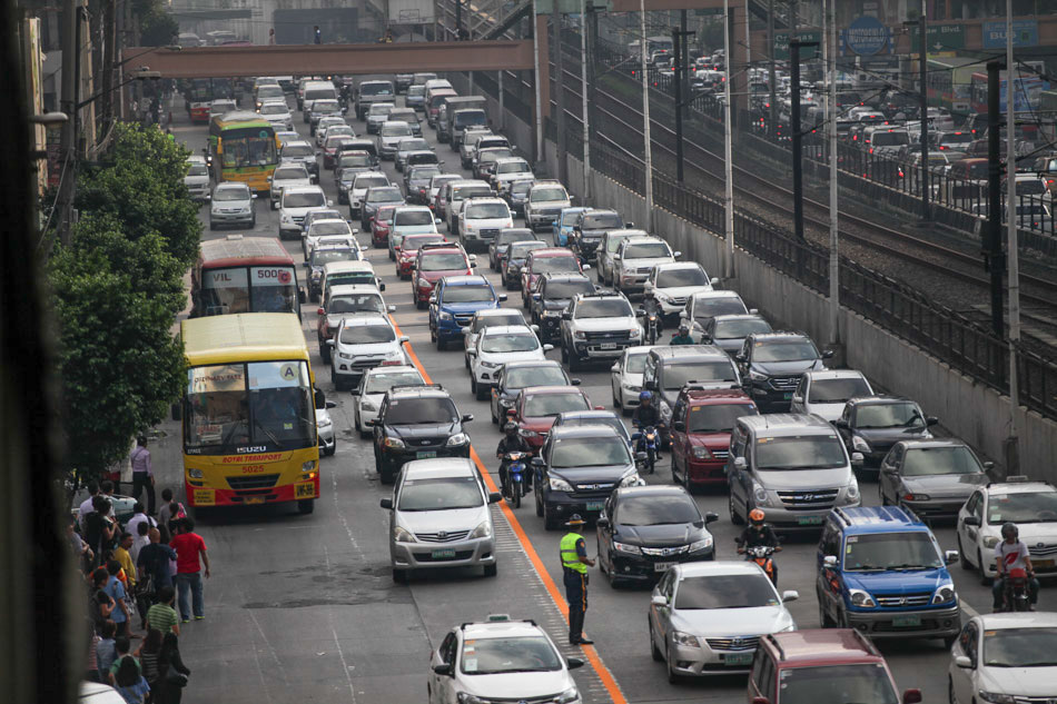 More 'walkable,' 'bike-friendly' Metro Manila eyed by 2020 | ABS-CBN News